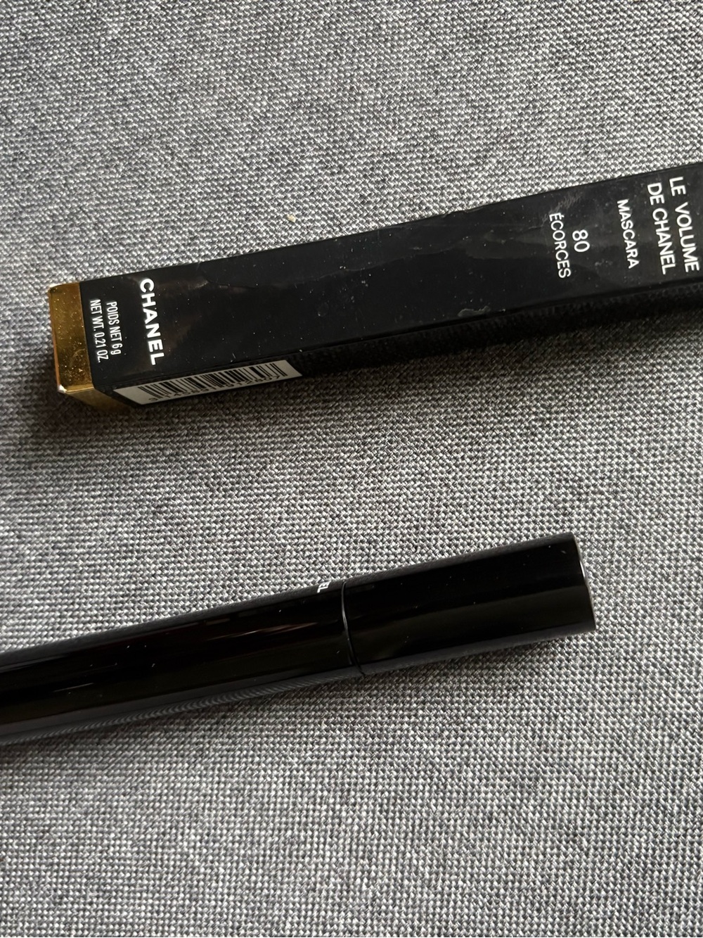 NWT CHANEL Volume de Chanel Mascara in Ecorces 80 - Picture 11 of 13